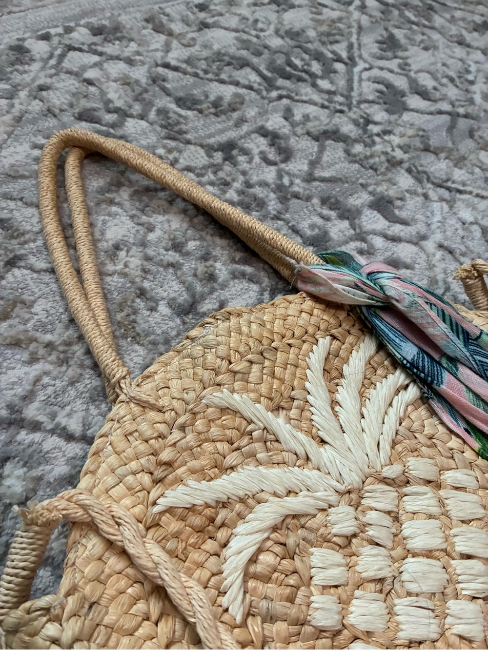 Spartina 449 Round Straw Pineapple Shoulder Bag With Scarf - Picture 5 of 10